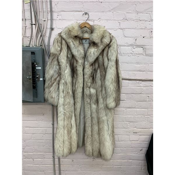 Vintage Real Fur Norwegian Blue Fox Hurtig Winnipeg Fine Furs Winter Coat