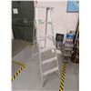 Image 1 : 6' Folding Aluminum Step Ladder