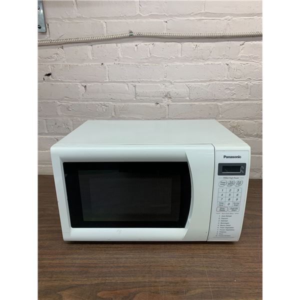 Panasonic Microwave *like new*