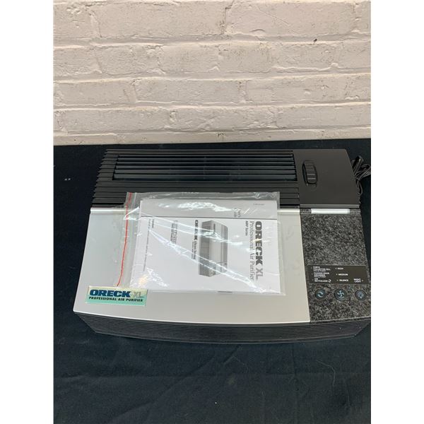 Oreck XL Professional Air Purifier