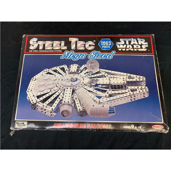 Steel Tec Mega Sized 1063 parts Millennium Falcon REMCO Construction Playset