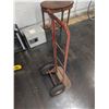 Image 4 : 2 Wheel Hand Truck Shallow Base