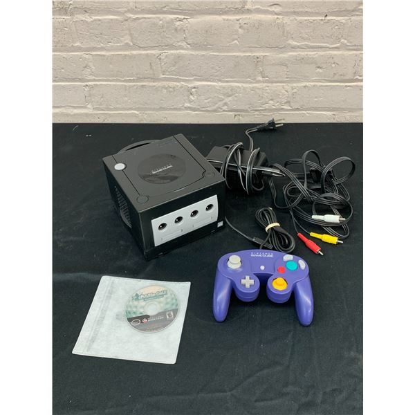 Nintendo Gamecube Console Bundle with Controller, Cables, 1 Loose Game