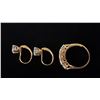 Image 3 : APPROX 10K LADIES RING SET WITH CUBIC ZIRCONIA & PAIR APPROX 18K EARRINGS SET WITH CUBIC ZIRCONIA