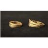 Image 2 : TWO APPROX 10K RINGS (9G)