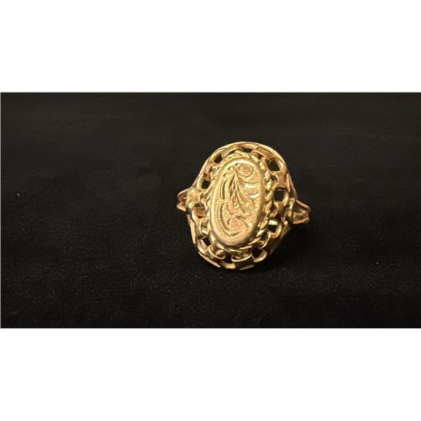 APPROX 14K LADIES RING (3.2G)