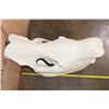 Image 8 : *TEXAS RESIDENTS ONLY* XL WHITE RHINO Skull