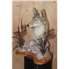 Image 2 : COYOTE on a Decorative Table Pedestal Mount
