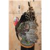 Image 8 : Life-sized MERRIAM'S WILD TURKEY on a Decorative Wood Plaque Base