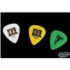 Image 4 : Billy Idol & Steve Stevens | Stage-Used Picks, Signed Pickguard, Plate & Set List (2010-2012)