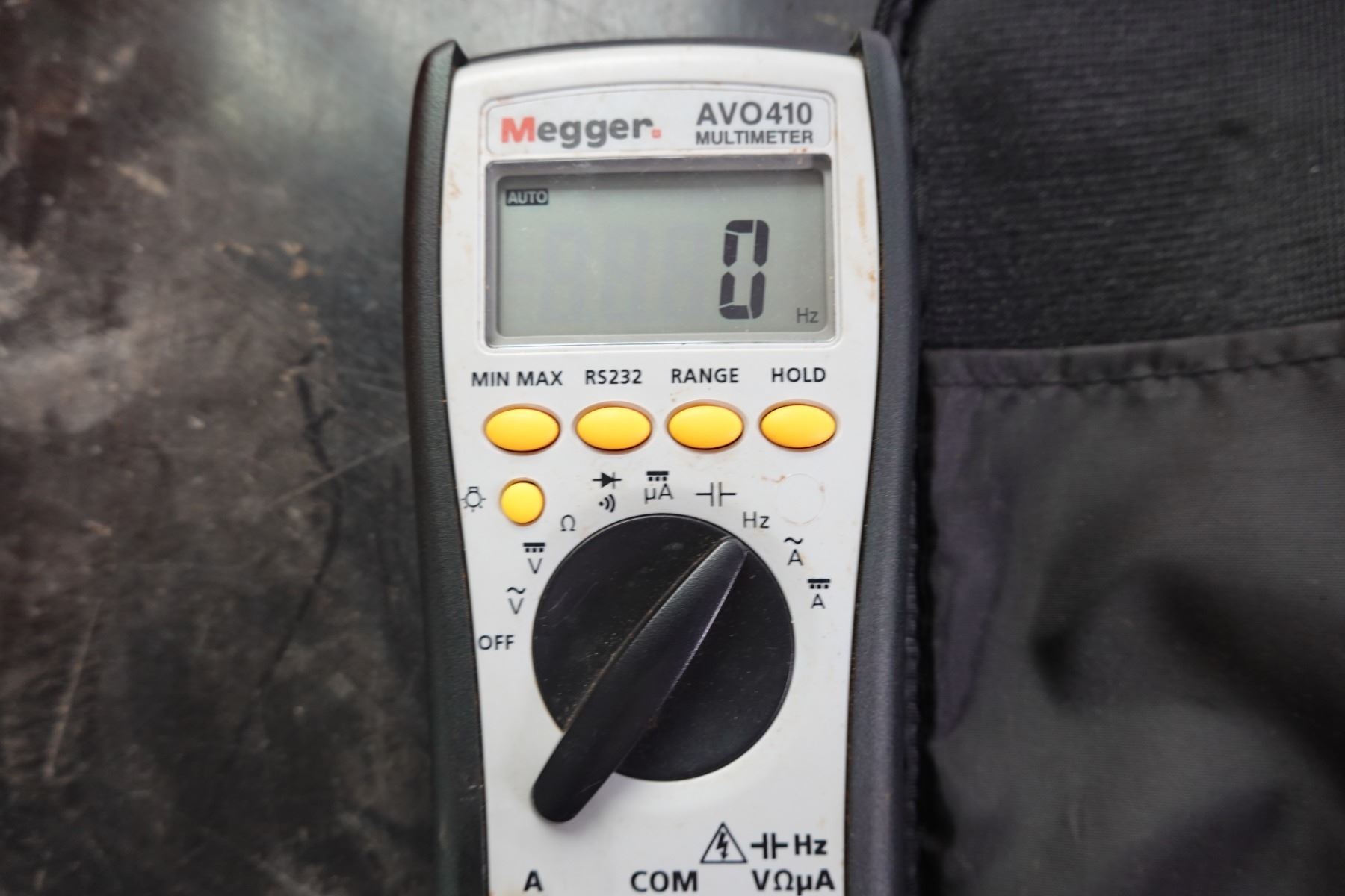 Megger True Rms Meter Megger AVO410 True RMS Digital Multimeter w/ Wires in Case - Oahu Auctions
