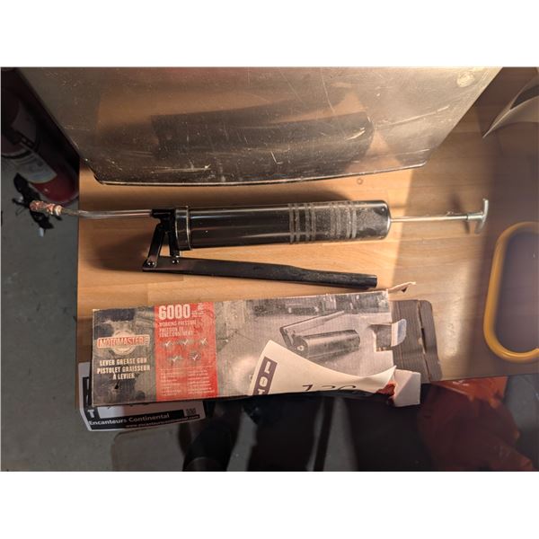 GREASE GUN
