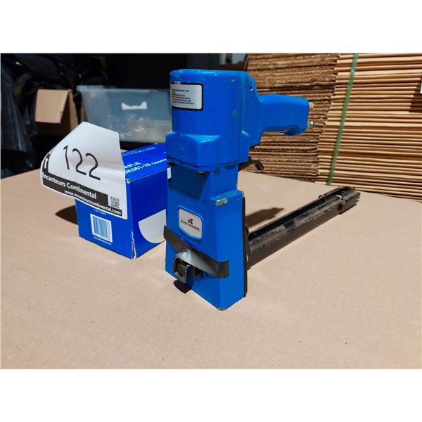 C-TYPE PNEUMATIC STAPLER WITH 1 BOX OF STAPLES