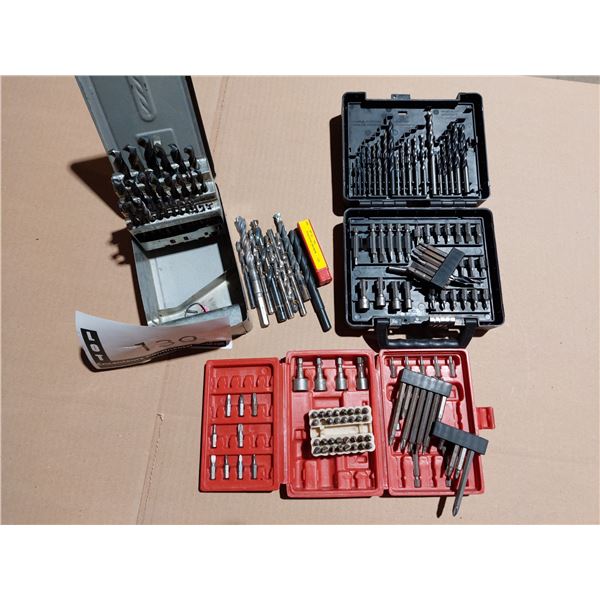 LOT OF ASSORTED DRILL BITS AND SOCKETS