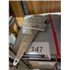 Image 1 : LOT OF ASSORTED HINGES