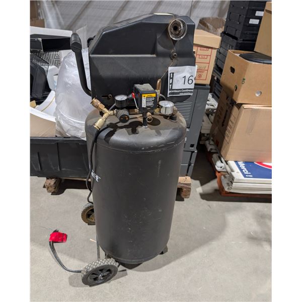 MASTERCRAFT AIR COMPRESSOR 1.8 HP WITH 26 GAL TANK