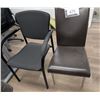 Image 1 : LOT OF 2 CHAIRS