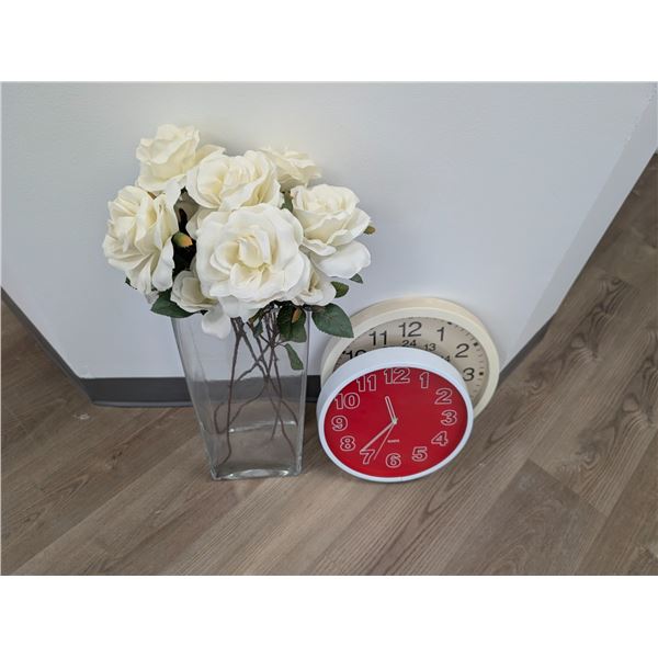 LOT OF ASSORTED DECOR