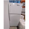 Image 1 : GE REFRIGERATOR