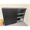 Image 3 : STORAGE CABINET 63 X 18 X 47 IN