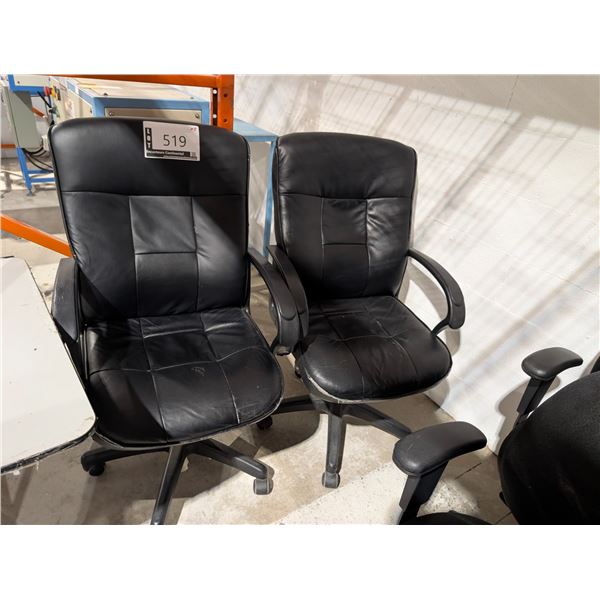 FAUX LEATHER CHAIR ON CASTERS