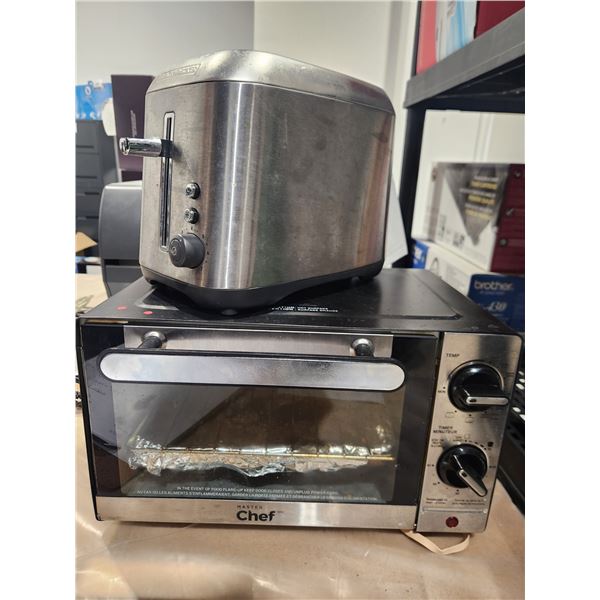 LOT OF TOASTER AND MINI OVEN