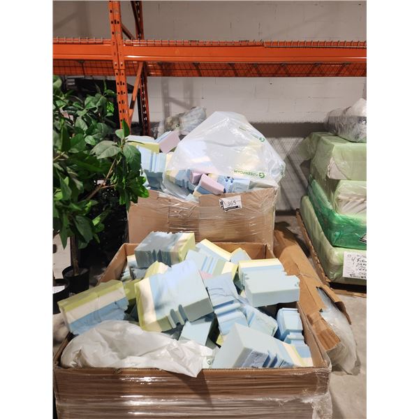 LOT OF ASSORTED MEMORY FOAM SCRAPS