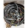 Image 2 : LOT OF ASSORTED HOSES AND ELECTRICAL WIRES