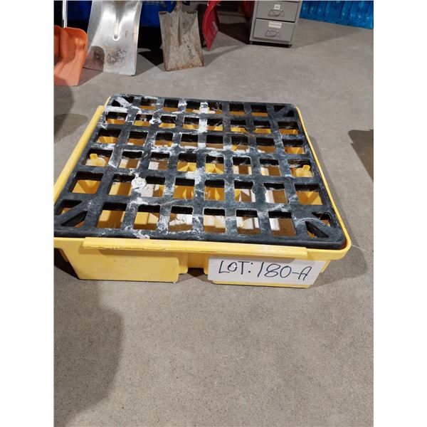 MODULAR SPILL PLATFORM 26 X 26 X 6