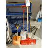Image 1 : LOT OF 4 ASSORTED SHOVELS