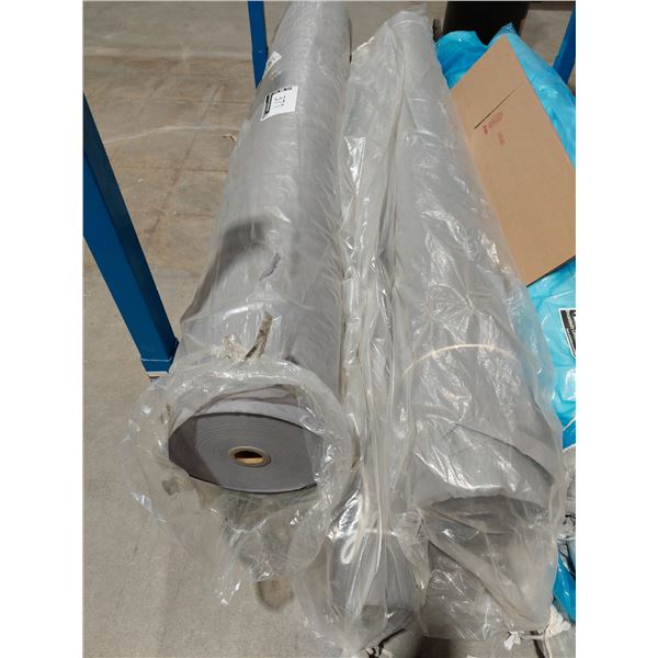 LOT OF 3 ROLLS OF COTTON FABRIC M1241 AKEMI 82 IN