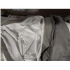Image 2 : LOT OF 15 GREY MATTRESS COVERS, 12 KING AND 3 TWIN XL