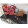 Image 4 : Vintage ERTL John Deere Waterloo Boy 2HP Engine – 1/8 Scale
