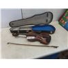 Image 1 : Vintage French Violin with Bow and Case – Tuned and Ready to Play