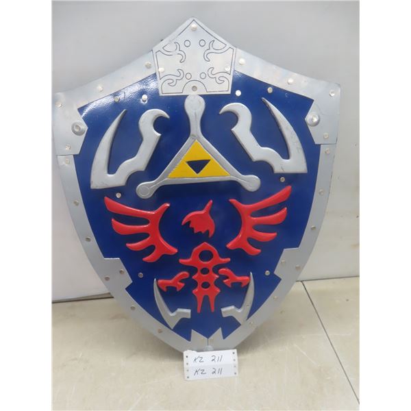 Agate Shield – Legend of Zelda Hylian Link Tri-Force Design, 25" × 20"