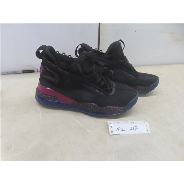 Proto 720 High Top Running Shoes – Size 10½