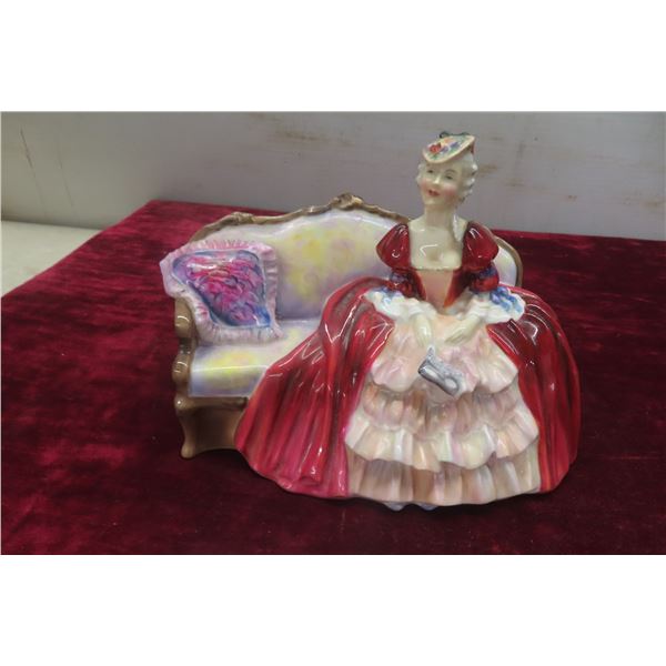 Royal Doulton Figurine – 'Belle O' the Ball'  -  1946