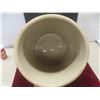 Image 2 : 5-Gallon Sunburst Stoneware Crock with Handles – Alberta, Canada