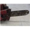 Image 14 : 2 Homelite Gas Chainsaws – 42cc with Case and Vintage Homelite Model 663 – 