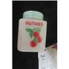 Image 14 : 6 McKee Tipp City Milk Glass Spice Shakers – Cherry Design, Green, Made in 1930s–1950s