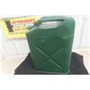 Image 3 : Military USA Gasoline Can