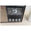 Image 6 : 2 Lloyd's AM/FM tabletop  Radio - Midcentury