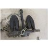 Image 2 : 2 x 28 lb Anchors and 65 ft. of Rope