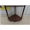 Image 3 : Corner Open 3-Tier What-Not Shelf – 34" × up to 21" × up to 14"