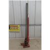 Image 1 : Farm Jack – 48"