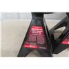 Image 3 : 4 Jack Stands and Mechanics Creeper