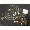 Image 1 : Fashion Jewelry, 10 Earrings and 5 Bracelets