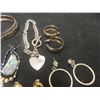 Image 7 : Fashion Jewelry, 10 Earrings and 5 Bracelets