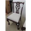 Image 5 : 4 Fancy Dining Room Chairs – Antique Style with Claw Ball Feet