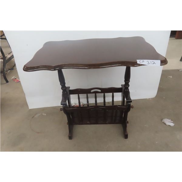 Magazine Stand – 23" × 24" × 15"